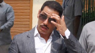 Sonia Gandhi’s son-in-law, Robert Vadra, Priyanka Gandhi, DLF, Loksatta, Congress, Loksatta, Loksatta news, Marathi, Marathi news
