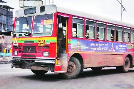 ठाणे महापालिकेनंतर आता महापालिका आयुक्त संजीव जयस्वाल यांनी ठाणे परिवहन सेवेकडे आपला मोर्चा वळविला आहे.