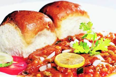 खाऊच्या शोधकथा: पावभाजी खाऊच्या शोधकथा: पावभाजी