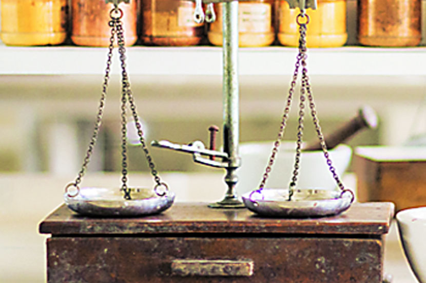 आयुर्वेदाच्या अभ्यासक्रमात पुत्रप्राप्ती, चातुर्वण्र्याचा प्रचार आयुर्वेदाच्या अभ्यासक्रमात पुत्रप्राप्ती, चातुर्वण्र्याचा प्रचार