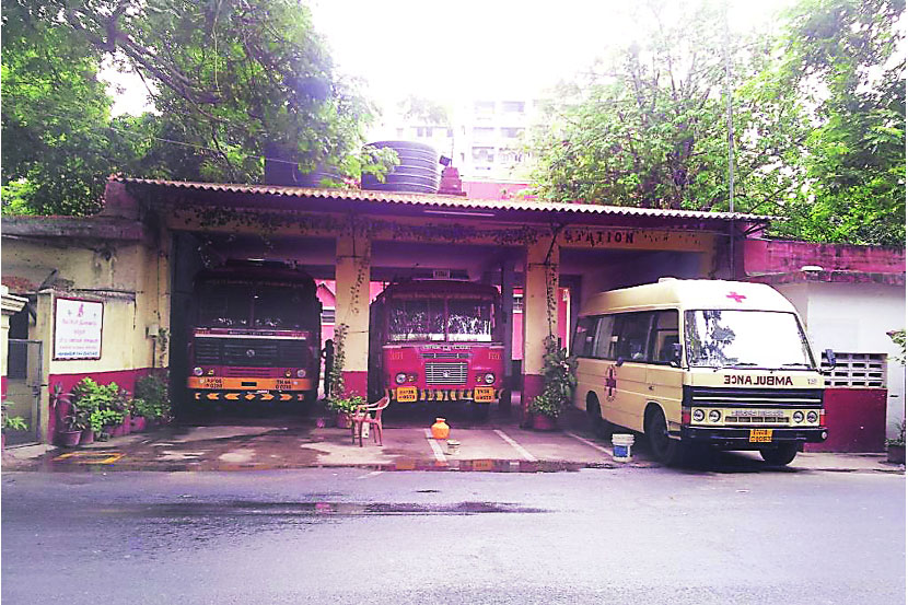 लोका सांगे ब्रह्मज्ञान, पालिका कोरडी पाषाण लोका सांगे ब्रह्मज्ञान, पालिका कोरडी पाषाण