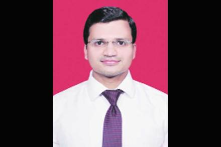 बारावीच्या परीक्षेत अनुत्तीर्ण, युपीएससी परीक्षेत उत्तीर्ण