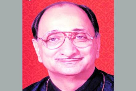 ‘शतदा प्रेम करावे’ मधून अरुण दाते यांचा जीवनपट