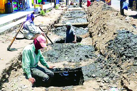 अलिबागमधील गटारे प्रवाही होणार अलिबागमधील गटारे प्रवाही होणार
