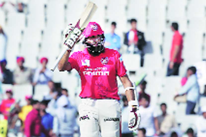   सामनावीर हशीम अमला   