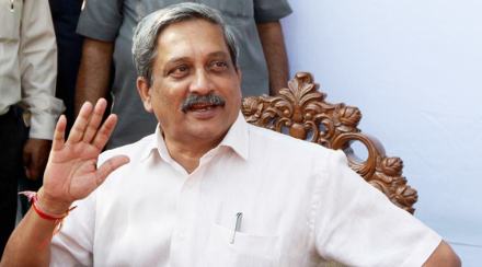 Manohar Parrikar , Defence Minister , AgustaWestland chopper scam, Congress, Sonia gandhi, Loksatta, Loksatta news, Marathi, Marathi news Manohar Parrikar , Defence Minister , AgustaWestland chopper scam, Congress, Sonia gandhi, Loksatta, Loksatta news, Marathi, Marathi news