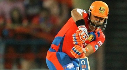 सुरेश रैनाची पत्नी प्रियांका चौधरी गर्भवती असून येत्या काही दिवसात तिची 'डिलिव्हरी' होणार आहे. सुरेश रैनाची पत्नी प्रियांका चौधरी गर्भवती असून येत्या काही दिवसात तिची 'डिलिव्हरी' होणार आहे.