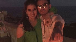 Saif Ali Khan beautiful daughter , Sara Ali Khan , Bollywood, Veer Pahariya , Sushil Kumar Shinde , viral, social media, Entertainment, Loksatta, Loksatta news, Marathi, Marathi news