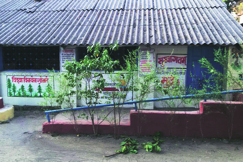 ७० शाळा बंद होण्याच्या मार्गावर शाळांच्या विद्यार्थ्यांची संख्या रोडावली  