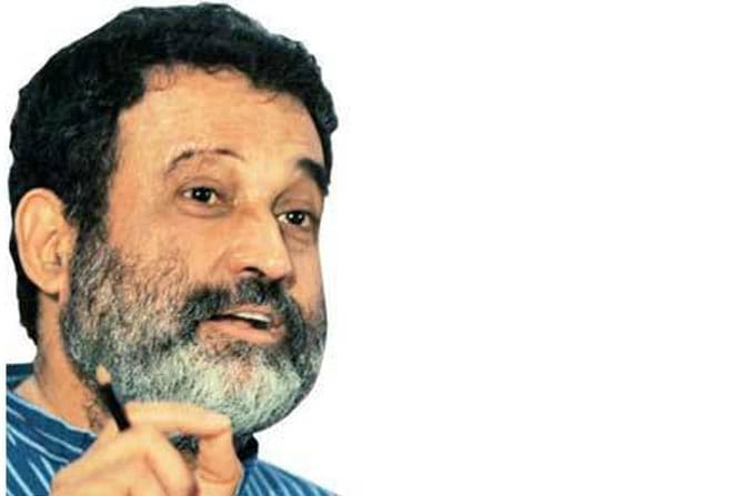 राजनना घालविण्यामागे हितसंबंधी भांडवलदार – मोहनदास पै राजनना घालविण्यामागे हितसंबंधी भांडवलदार – मोहनदास पै