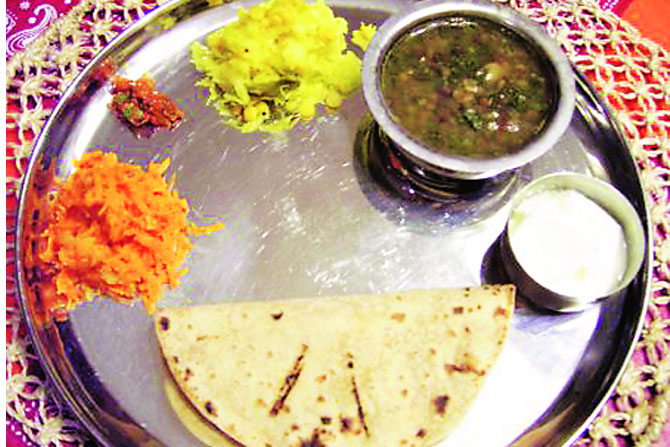 जेवणाच्या वेळा पाळा जेवणाच्या वेळा पाळा