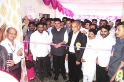 जागतिक मंदीवर मात करीत देशाचा विकास दर भक्कम – मुख्यमंत्री