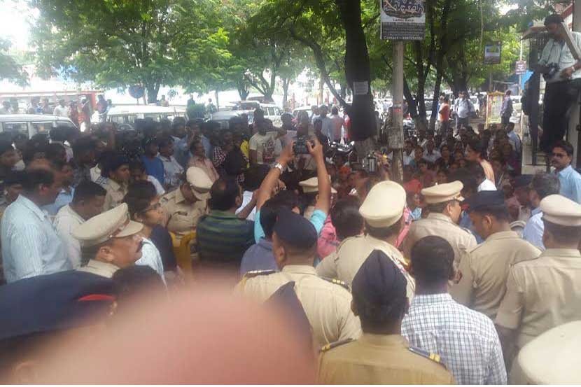 Bombay high court, Illegal construction, Eknath Shinde , Digha residents, Loksatta, Loksatta news, Marathi, Marathi news