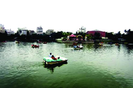 फेर‘फटका’ : परिसर स्वच्छ ठेवा आणि करात सूट मिळवा