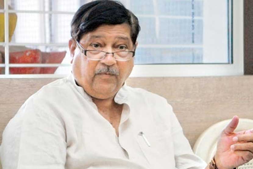 पुण्याचे पालकमंत्री गिरीश बापट पुण्याचे पालकमंत्री गिरीश बापट