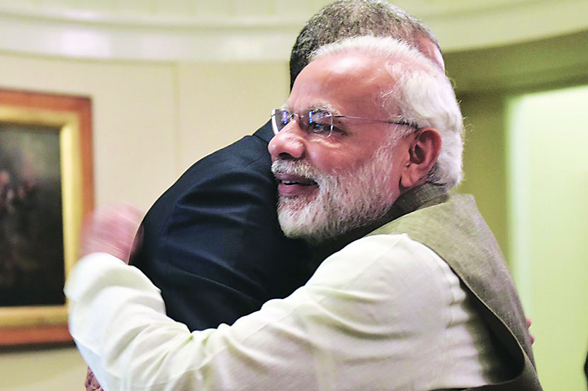   अमेरिकेचे अध्यक्ष बराक ओबामा यांची पंतप्रधान नरेंद्र मोदी यांनी मंगळवारी वॉशिंग्टन येथे गळाभेट घेतली.