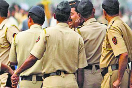 भ्रष्ट पोलिसांवरील कारवाईच्या ५३ फायली एसीबीकडून परत!