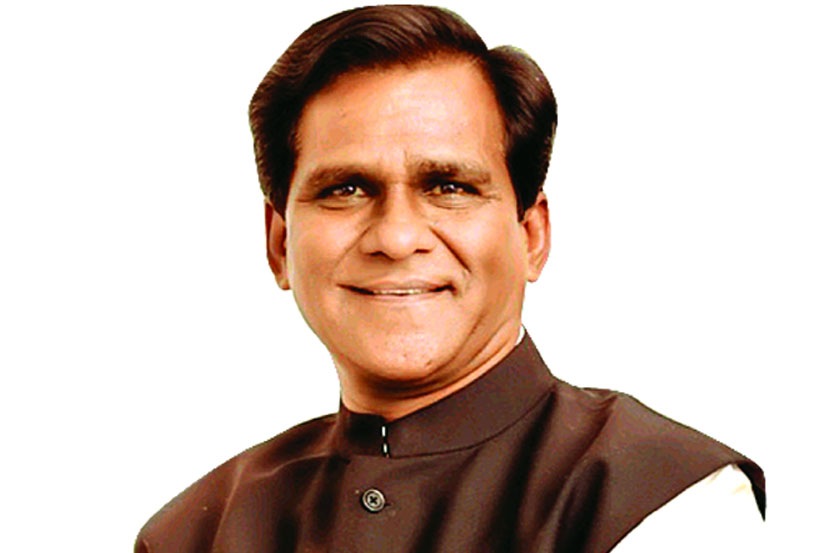रावसाहेब दानवेंचा आलिशान बंगला अल्प उत्पन्न गटाच्या जमिनीवर! रावसाहेब दानवेंचा आलिशान बंगला अल्प उत्पन्न गटाच्या जमिनीवर!