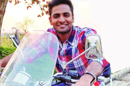 चित्ररंग : प्रेक्षकांची दिशाभूल करणारा ‘चीटर’