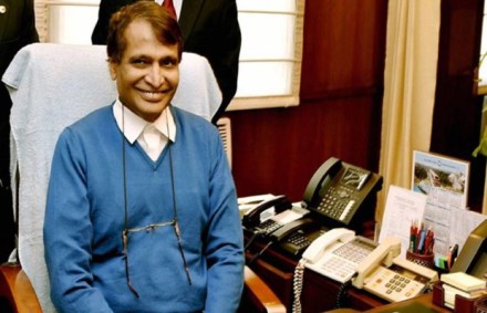 रेल्वेमंत्री सुरेश प्रभू (Photo: PTI) रेल्वेमंत्री सुरेश प्रभू (Photo: PTI)