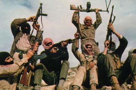 स्त्रियांसाठी कट्टरतावाद घातक स्त्रियांसाठी कट्टरतावाद घातक