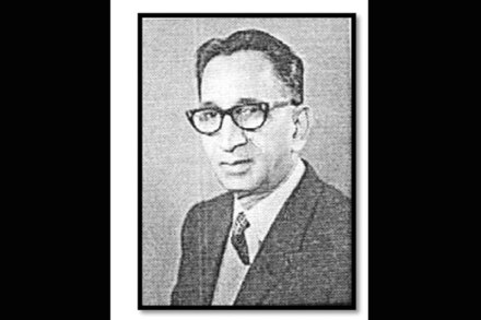 प्रा. व्ही. पुरी