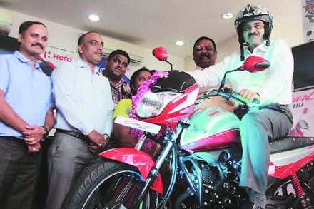 सक्तीच्या अध्यायाची स्वत:पासून सुरुवात..