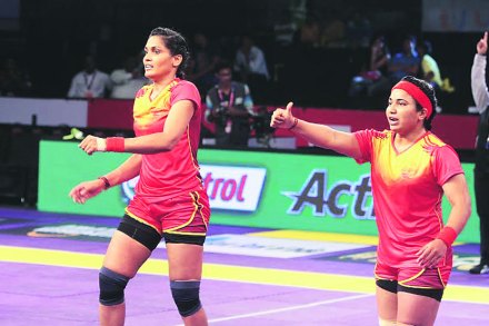 ‘एमबीए कबड्डीपटू’ किशोरी शिंदे ‘एमबीए कबड्डीपटू’ किशोरी शिंदे