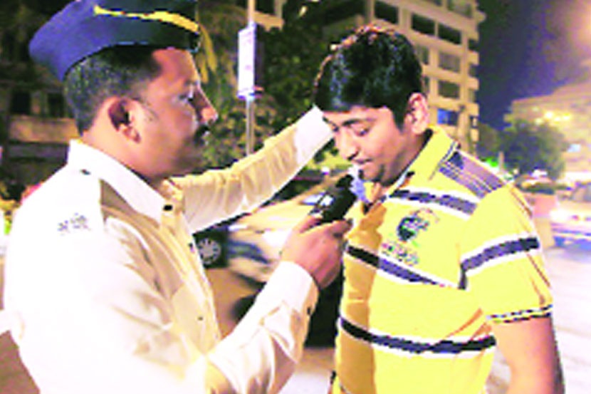 उपराजधानीत मद्यपी वाहनचालकांची सर्वाधिक संख्या उपराजधानीत मद्यपी वाहनचालकांची सर्वाधिक संख्या