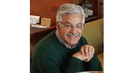 Pakistan Defence Minister , parallel between Kashmir unrest and Gujarat riots, Burhan Wani , Pakistan, Loksatta, Loksatta news, Marathi, Marathi news Pakistan Defence Minister , parallel between Kashmir unrest and Gujarat riots, Burhan Wani , Pakistan, Loksatta, Loksatta news, Marathi, Marathi news