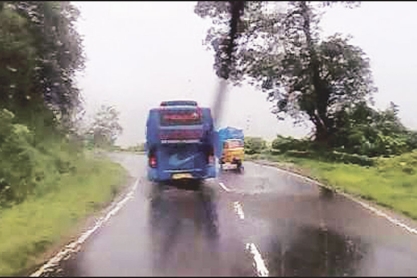 मुंबई-गोवा महामार्गावर नवीन टोलधाड मुंबई-गोवा महामार्गावर नवीन टोलधाड