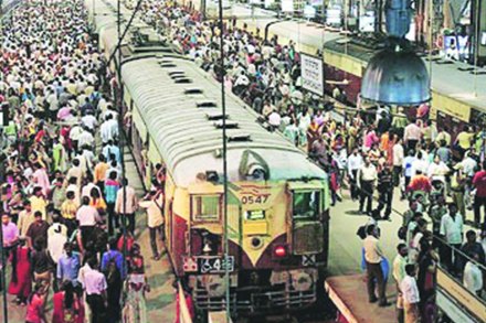 Rail roko , diva station , central railway line , Mumbai, Loksatta, loksatta news, Marathi, Marathi news, Central railway , western railway , technical difficulty , Mumbai, loksatta, Loksatta news, marathi, Marathi news