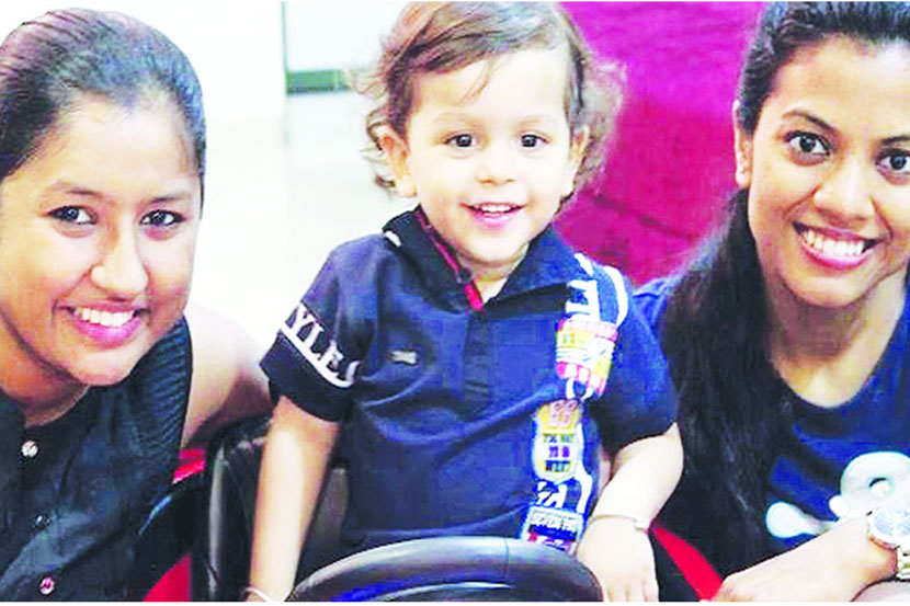 भरघोस पगाराच्या नोकऱ्या लाथाडून आयआयटीच्या मुलींचे पाळणाघर भरघोस पगाराच्या नोकऱ्या लाथाडून आयआयटीच्या मुलींचे पाळणाघर