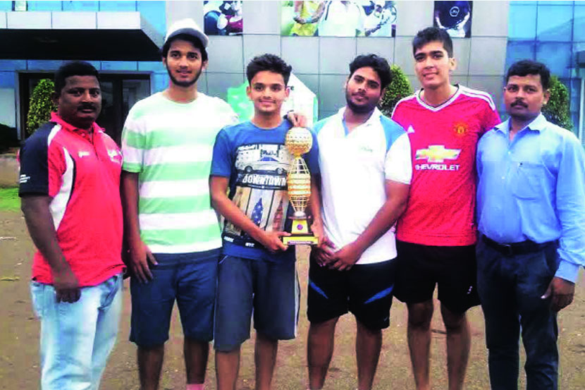 खेळ मैदान : ठाणे जिल्ह्य़ातील खेळाडू स्क्वॉश रॅकेट असोसिएशन स्पर्धेत अव्वल खेळ मैदान : ठाणे जिल्ह्य़ातील खेळाडू स्क्वॉश रॅकेट असोसिएशन स्पर्धेत अव्वल