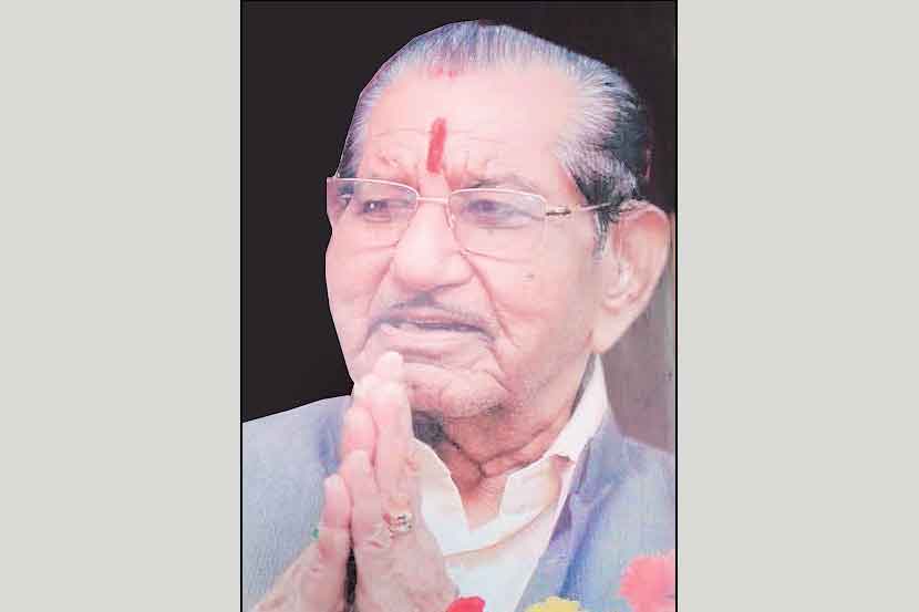 ज्येष्ठ शिल्पकार बी. आर. खेडकर यांचे निधन - Marathi News | Sculptor B R ...