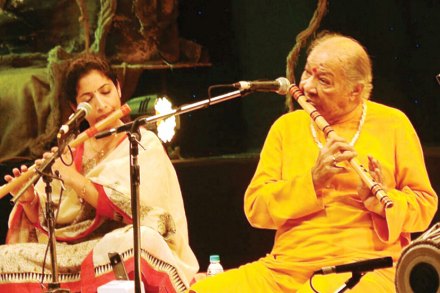 सूर, ताल व नृत्याविष्काराची रसिकांना मेजवानी