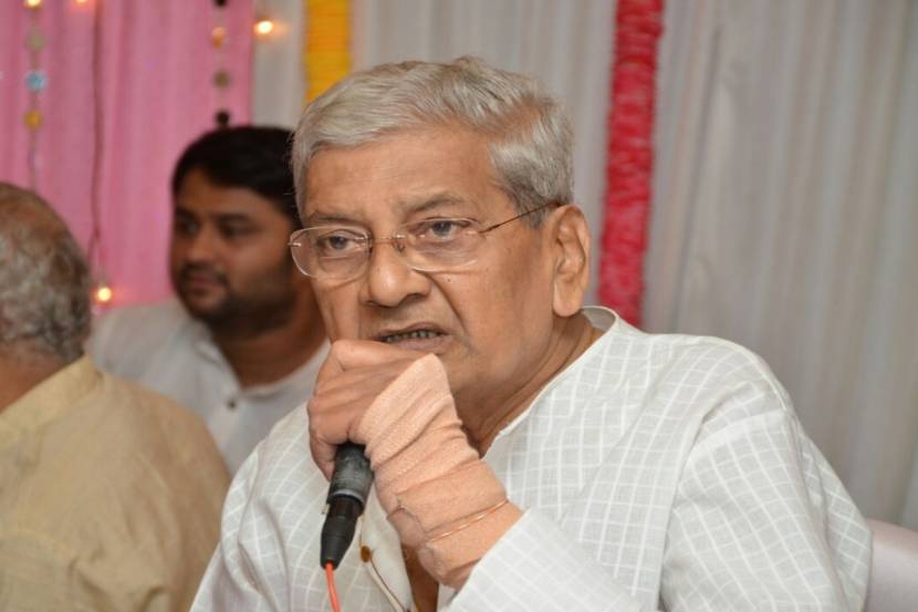 प्रसिद्ध निवेदक भाऊ मराठे यांचे निधन प्रसिद्ध निवेदक भाऊ मराठे यांचे निधन