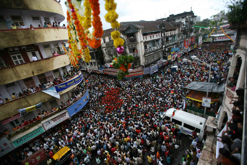 शून्य अपघाताचे आश्वासन फोल