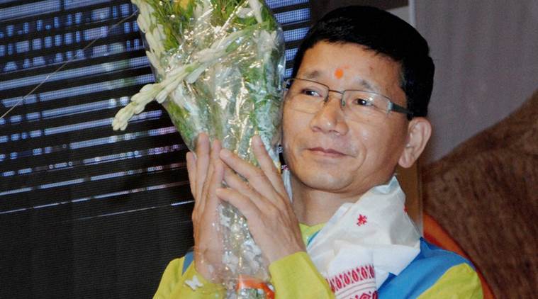 Former Arunachal CM , CM Kalikho Pul , sharmila irom , Loksatta, Loksatta news, Marathi, Marathi news Former Arunachal CM , CM Kalikho Pul , sharmila irom , Loksatta, Loksatta news, Marathi, Marathi news