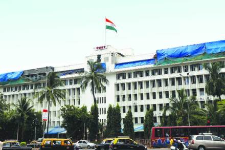 घोटाळेबाज कंपनीला आरोग्य कर्मचारी भरतीचे कंत्राट देण्याचा घाट