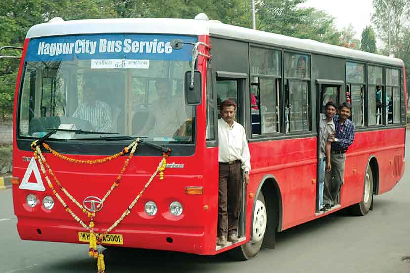 स्टार बस घोटाळ्याची चौकशी मुख्यमंत्री कार्यालयात अडकली!