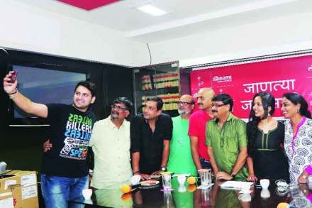 ‘वाडा चिरेबंदी’ म्हणजे गेल्या तीस-चाळीस वर्षांचा लसावि! ‘वाडा चिरेबंदी’ म्हणजे गेल्या तीस-चाळीस वर्षांचा लसावि!