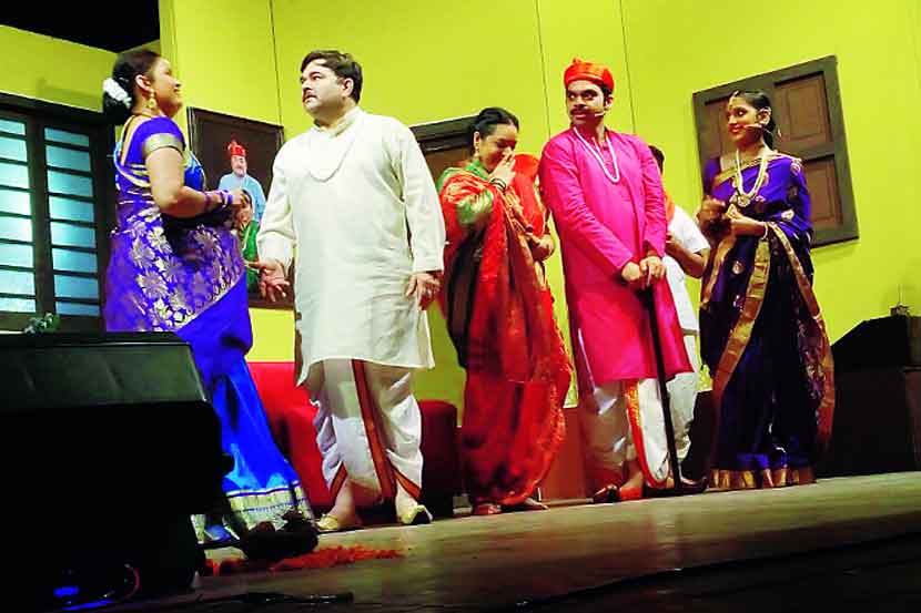 नाटय़रंग : ‘सं. संशयकल्लोळ’ रसिकमोहिनी!