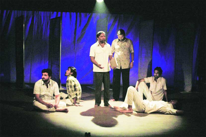 नाटय़रंग : ‘मी, पांडुरंग सांगवीकर’: आता हे नवीनच! नाटय़रंग : ‘मी, पांडुरंग सांगवीकर’: आता हे नवीनच!