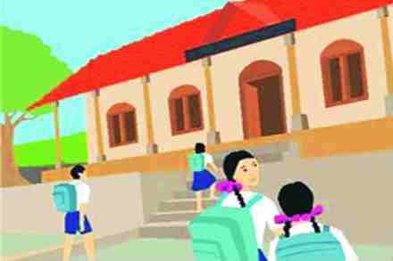 शाळेवर कोटय़वधींची उधळपट्टी