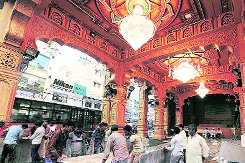गणेश मंडळांपुढे पालिकेचे नमते!