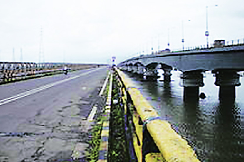 Basin Bridge Raji करंजा-रेवस खाडीपूल रखडणार - Marathi News | Bridge On Rewas Karanja ...