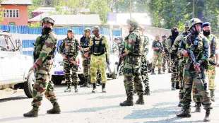 Rise in number of locals joining J&K militancy , Kashmir , J&K militancy causing cash crunch, Loksatta, Loksatta news, Marathi, Marathi news