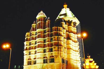 सिद्धिविनायक मंदिर ( संग्रहीत प्रतिकात्मक छायाचित्र )