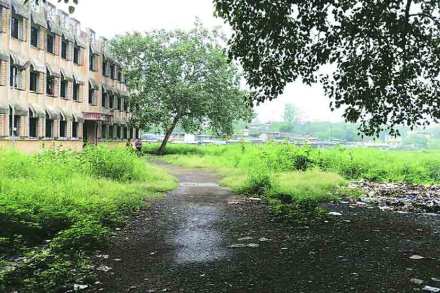 औद्योगिक प्रशिक्षण संस्थेच्या वसतिगृहाला अस्वच्छतेने ग्रासले आहे.